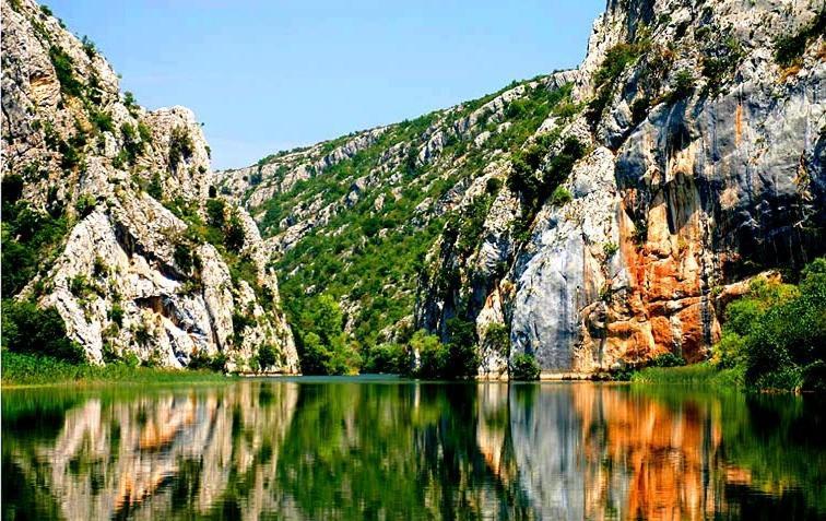 KrkaHaus Hotel Lozovac Bagian luar foto