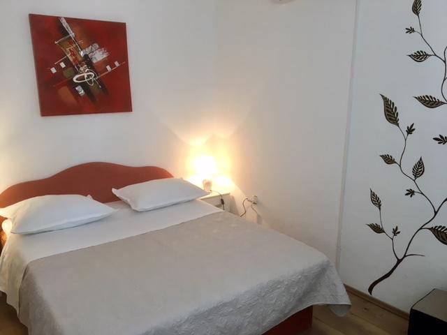 KrkaHaus Hotel Lozovac Bagian luar foto