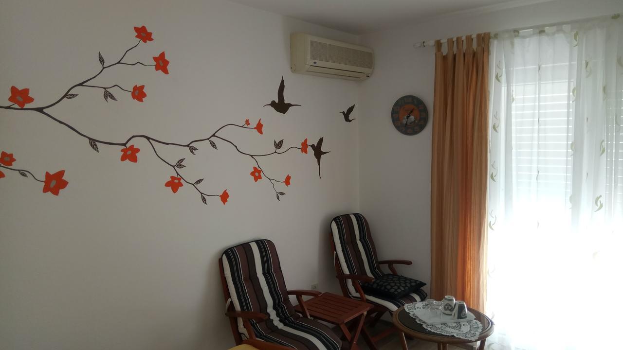 KrkaHaus Hotel Lozovac Bagian luar foto